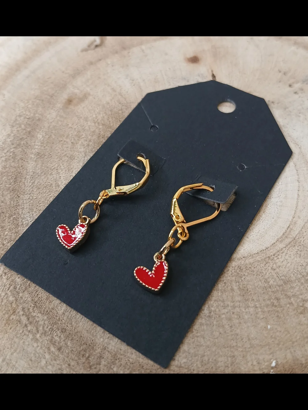 N/A charming gold